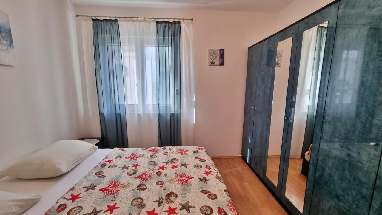 Apartments Slado Омиш Экстерьер фото